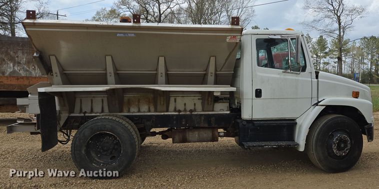 image for item DV1365 1999 Freightliner FL70 spreader truck