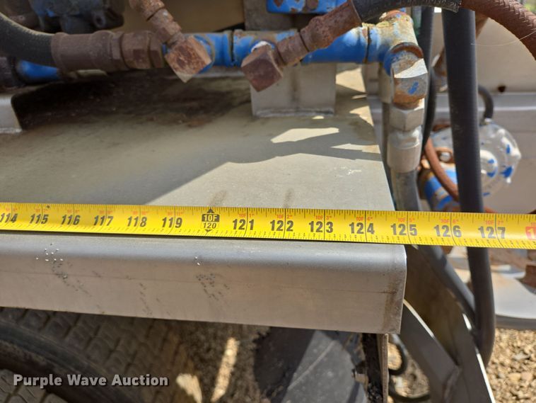 image for item DV1365 1999 Freightliner FL70 spreader truck