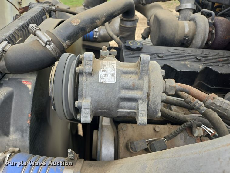 image for item DV1365 1999 Freightliner FL70 spreader truck