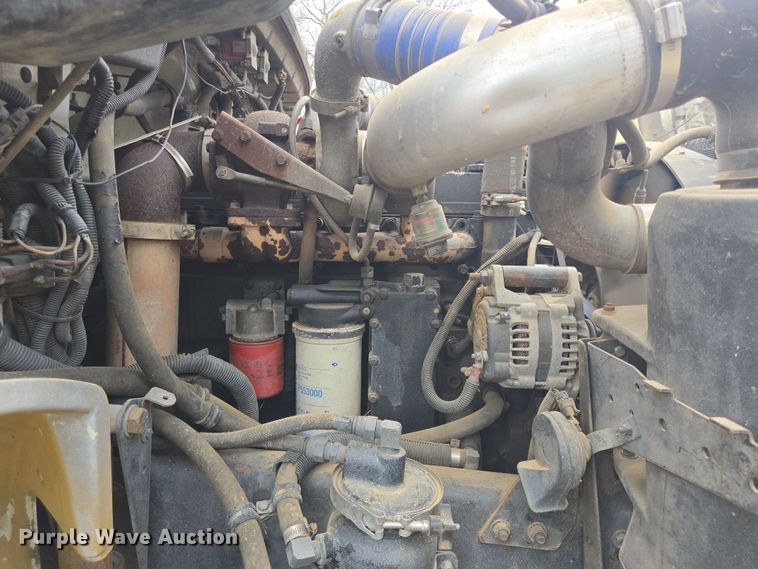 image for item DV1365 1999 Freightliner FL70 spreader truck