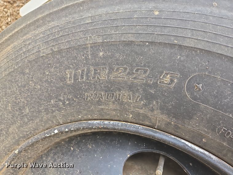 image for item DV1365 1999 Freightliner FL70 spreader truck