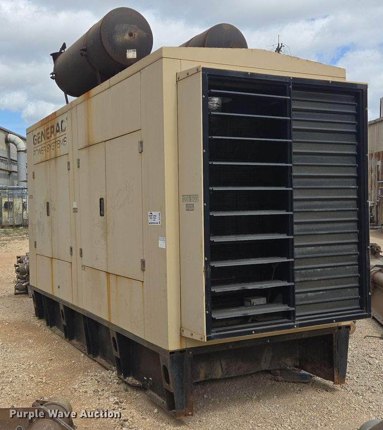 image for item DV1368 2003 Generac generator