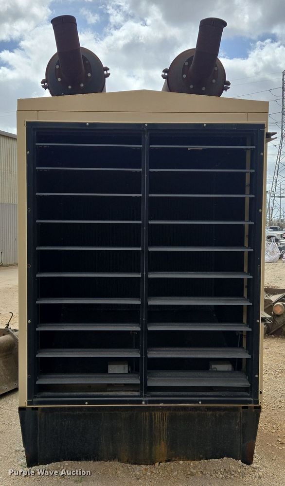 image for item DV1368 2003 Generac generator