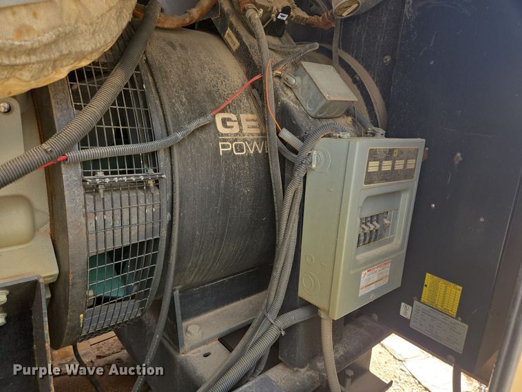 image for item DV1368 2003 Generac generator