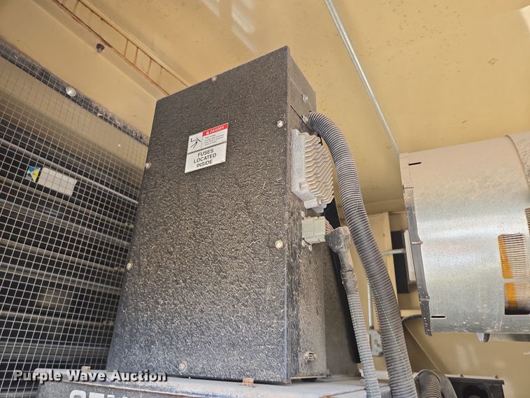 image for item DV1368 2003 Generac generator