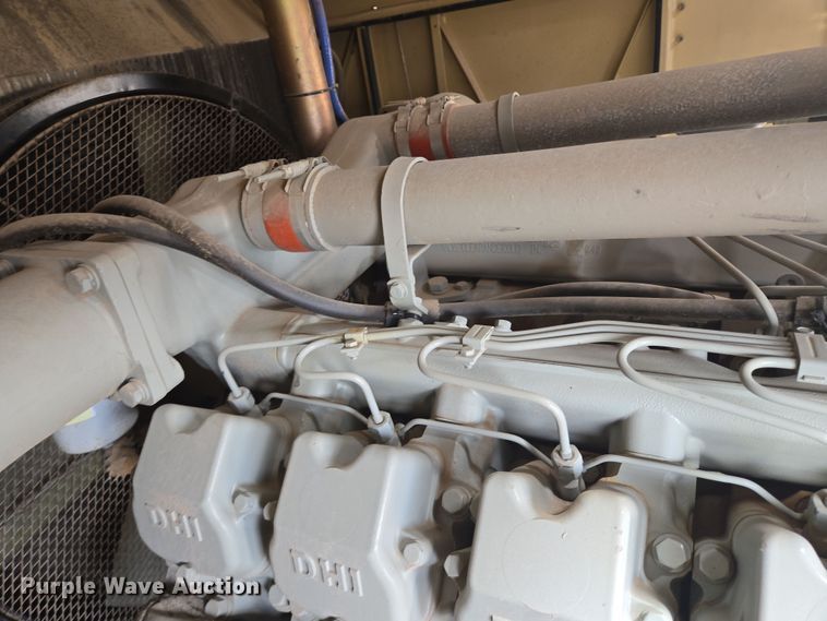 image for item DV1368 2003 Generac generator