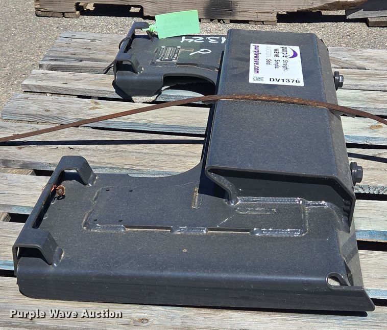 image for item DV1376 Bobcat adapter interface 