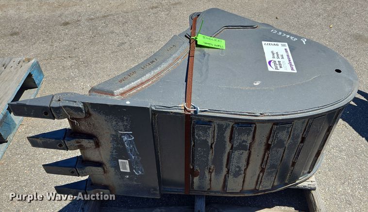 image for item DV1377 Bobcat excavator bucket
