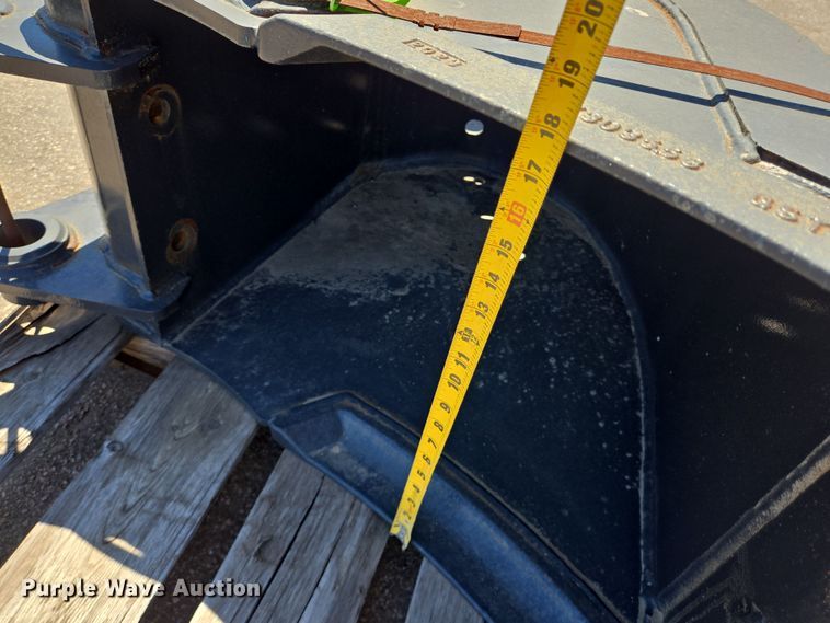 image for item DV1377 Bobcat excavator bucket