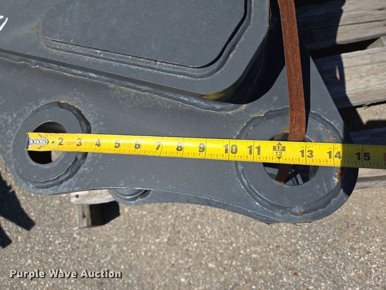 image for item DV1377 Bobcat excavator bucket