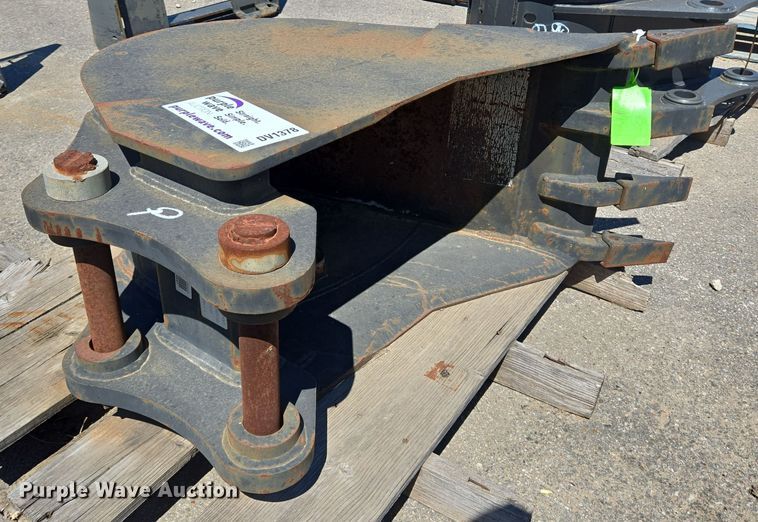 image for item DV1378 17