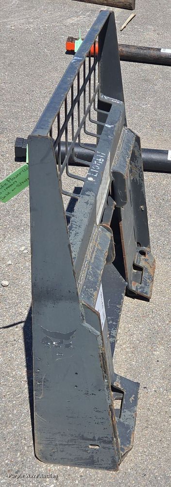 image for item DV1381 Bobcat Pallet Fork skid steer forks