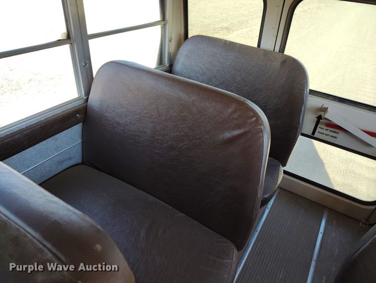 image for item DV6728 1998 Bluebird school bus