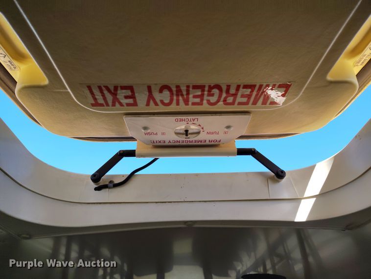 image for item DV6728 1998 Bluebird school bus