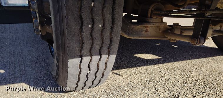 image for item DV6728 1998 Bluebird school bus