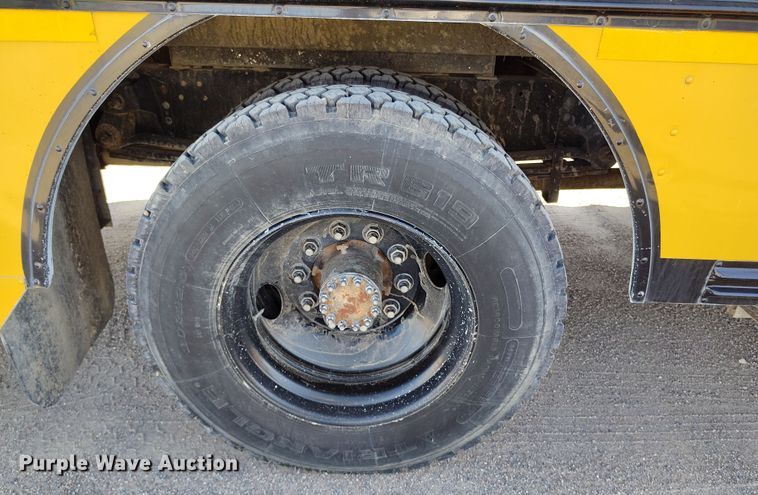 image for item DV6728 1998 Bluebird school bus