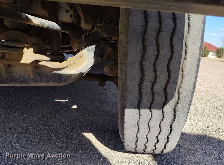 image for item DV6728 1998 Bluebird school bus