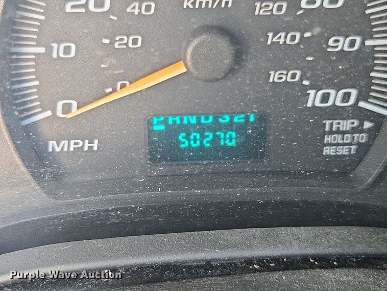 image for item DW1886 2004 Chevrolet Express school bus