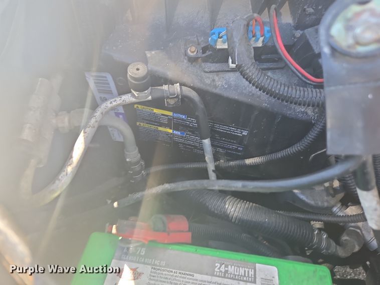 image for item DW1886 2004 Chevrolet Express school bus