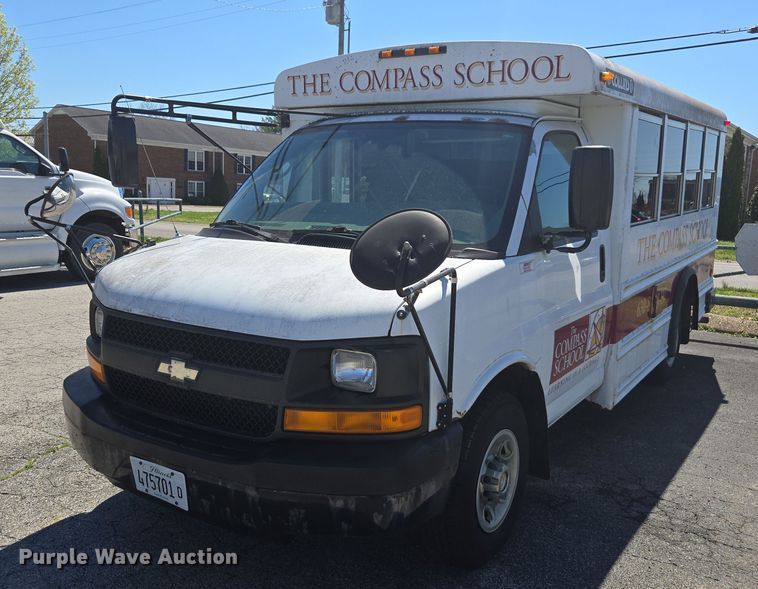 image for item DW1887 2007 Chevrolet 1500 school bus