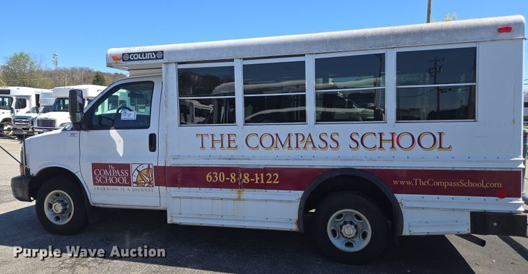 image for item DW1887 2007 Chevrolet 1500 school bus