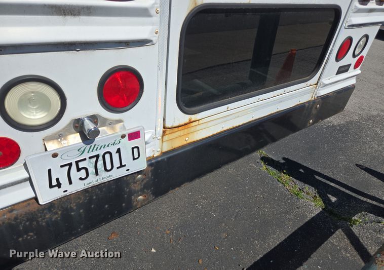 image for item DW1887 2007 Chevrolet 1500 school bus