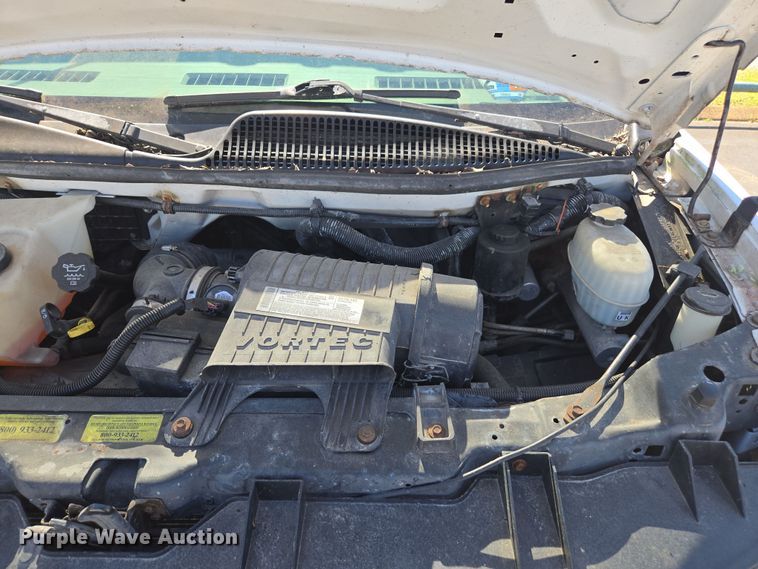 image for item DW1887 2007 Chevrolet 1500 school bus