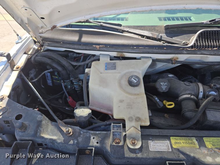 image for item DW1887 2007 Chevrolet 1500 school bus