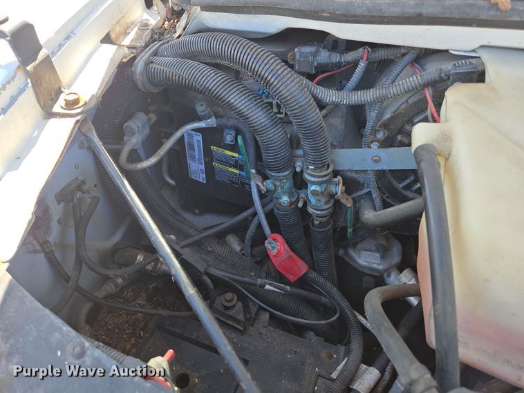 image for item DW1887 2007 Chevrolet 1500 school bus