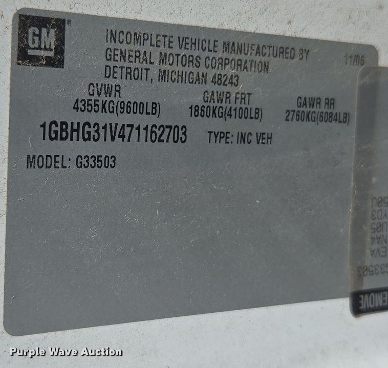 image for item DW1887 2007 Chevrolet 1500 school bus