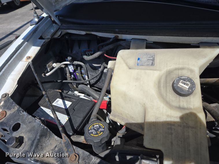 image for item DW1891 2004 Chevrolet 1500 school bus