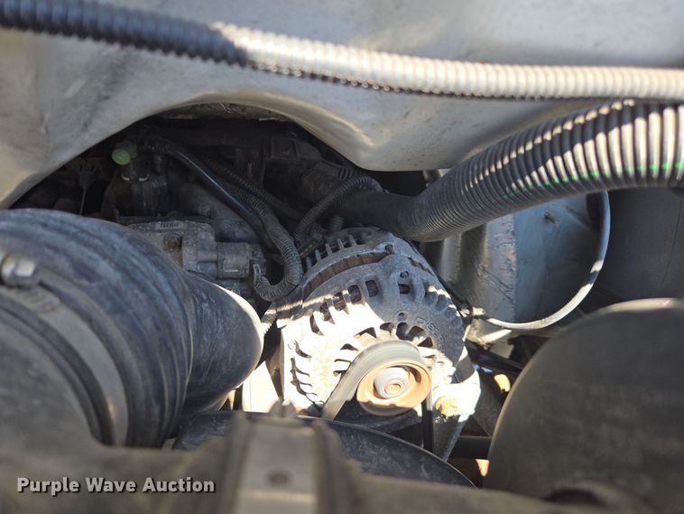 image for item DW1891 2004 Chevrolet 1500 school bus