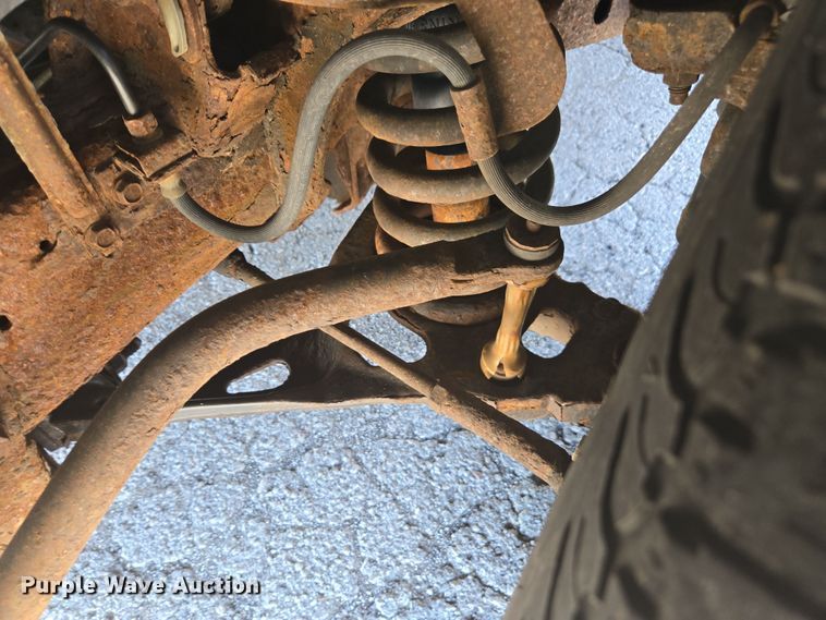 image for item DW1891 2004 Chevrolet 1500 school bus