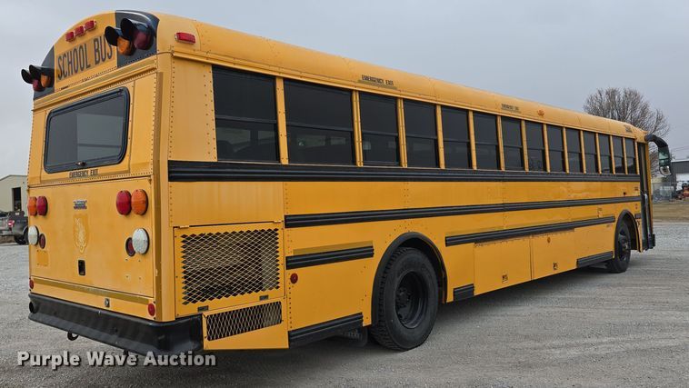image for item DW3229 2005 Thomas Built Buses Saf-T-Liner school bus