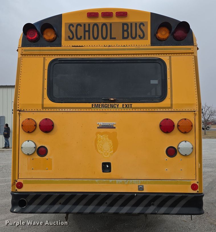 image for item DW3229 2005 Thomas Built Buses Saf-T-Liner school bus