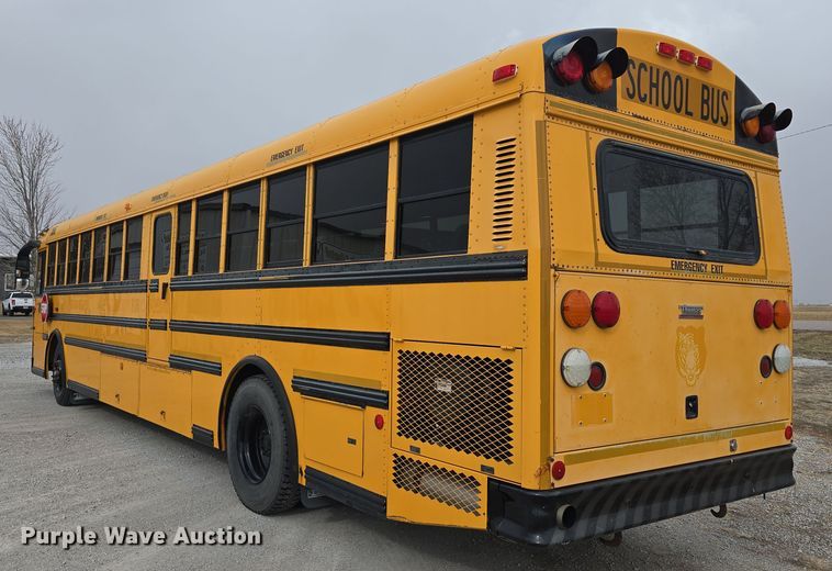 image for item DW3229 2005 Thomas Built Buses Saf-T-Liner school bus