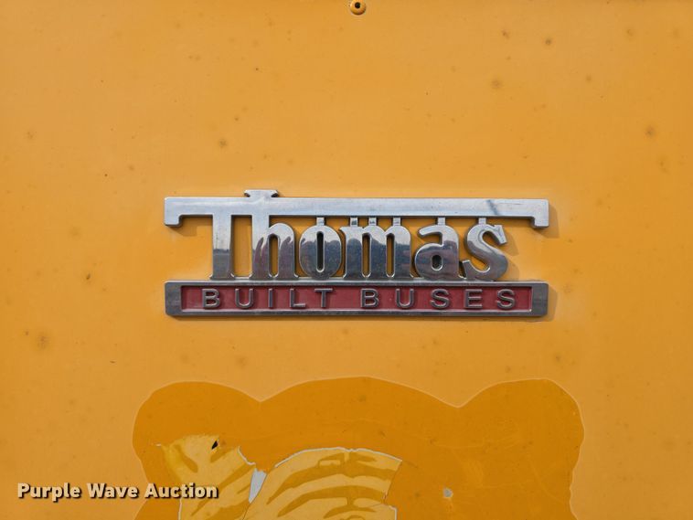 image for item DW3229 2005 Thomas Built Buses Saf-T-Liner school bus