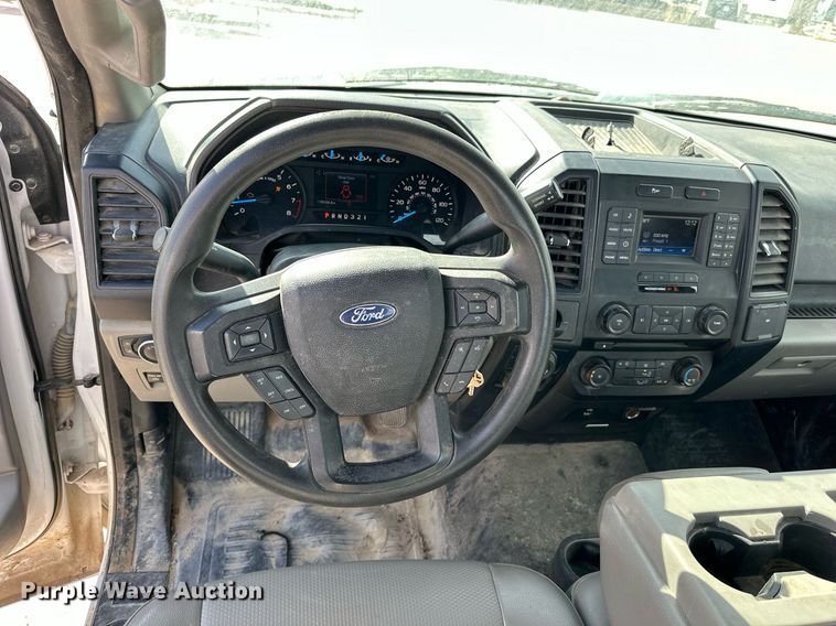 image for item DW5084 2016 Ford F150 pickup truck