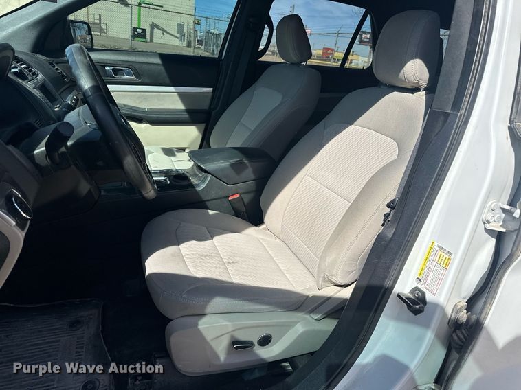 image for item DW5097 2018 Ford Explorer SUV