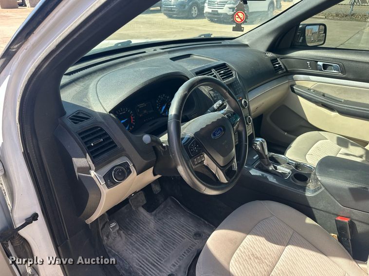 image for item DW5097 2018 Ford Explorer SUV