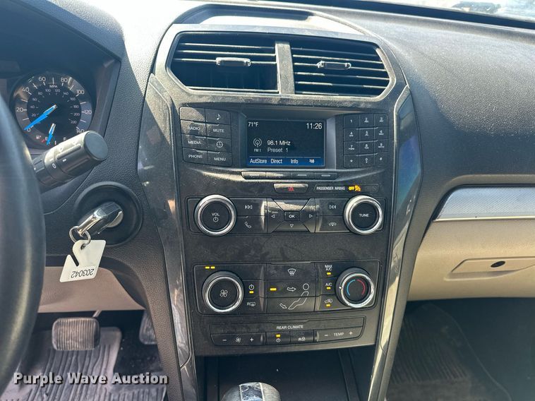 image for item DW5097 2018 Ford Explorer SUV