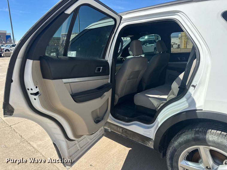 image for item DW5097 2018 Ford Explorer SUV