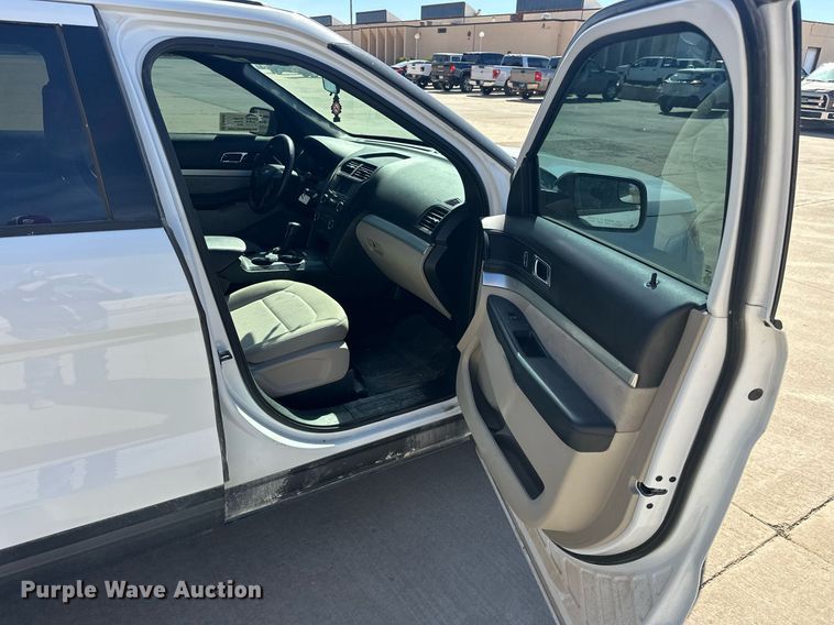 image for item DW5097 2018 Ford Explorer SUV