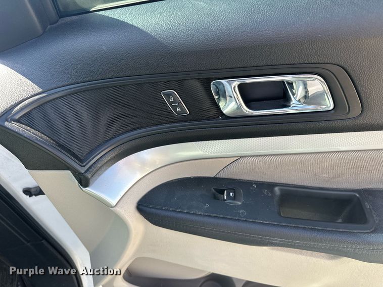 image for item DW5097 2018 Ford Explorer SUV