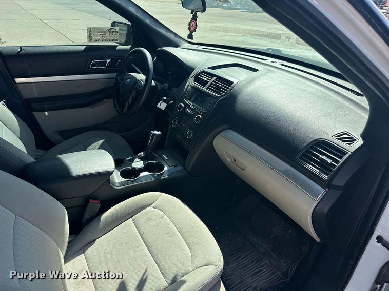 image for item DW5097 2018 Ford Explorer SUV