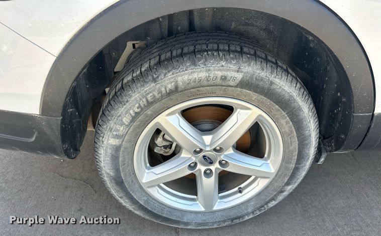 image for item DW5097 2018 Ford Explorer SUV