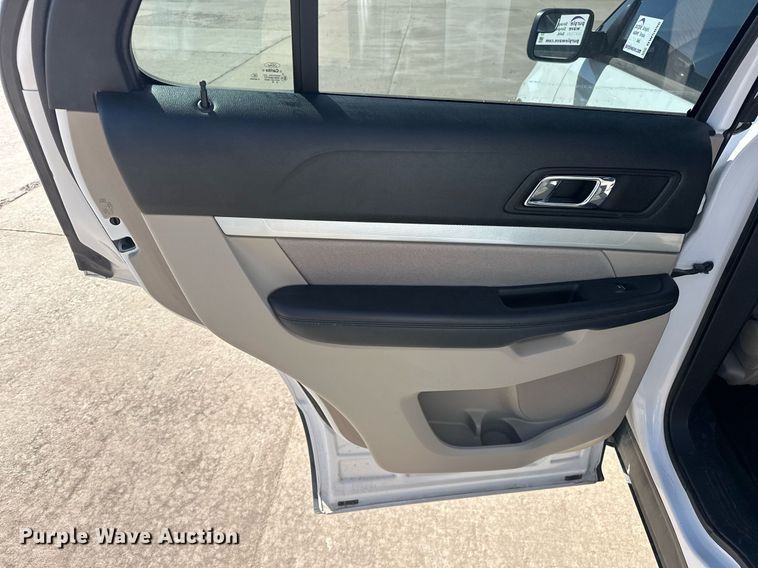 image for item DW5098 2018 Ford Explorer SUV