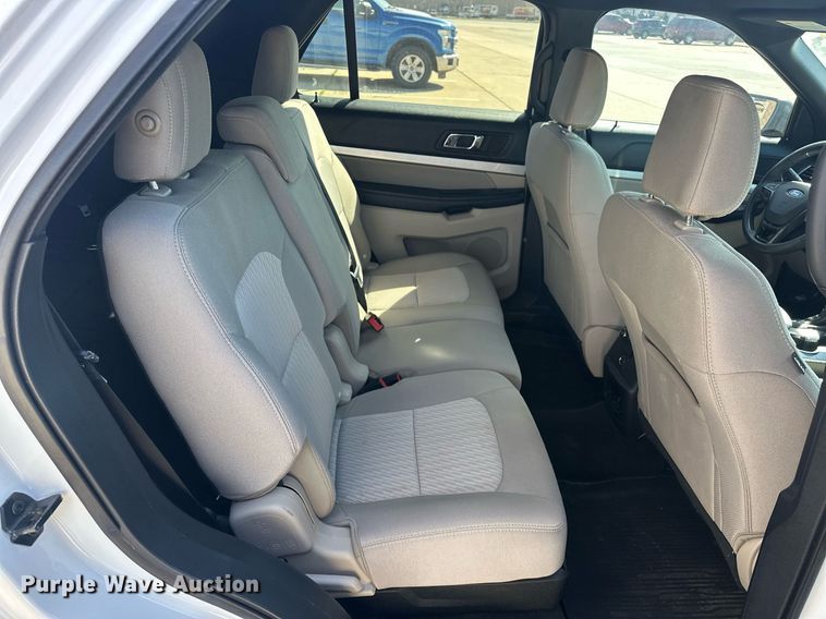 image for item DW5098 2018 Ford Explorer SUV