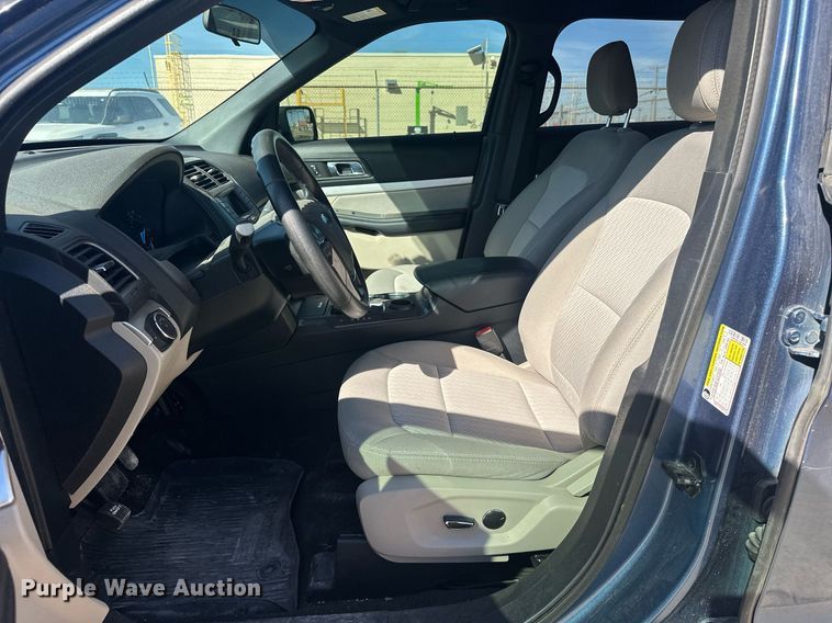 image for item DW5099 2018 Ford Explorer SUV