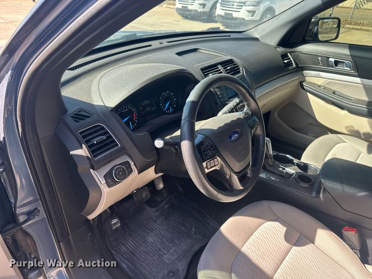 image for item DW5099 2018 Ford Explorer SUV